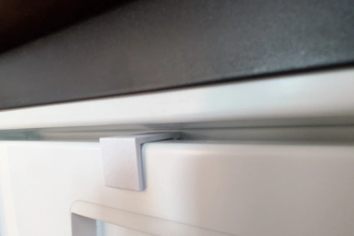 Cale d’aération pour porte de freezer Thetford T2090C